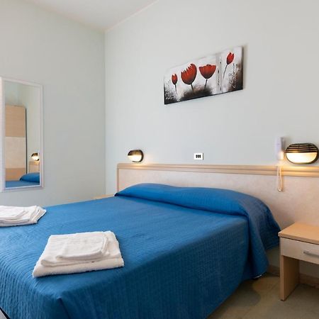 Hotel Olympic Μιλάνο Μαριτίμα Εξωτερικό φωτογραφία
