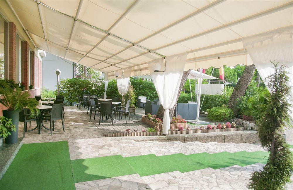 Hotel Olympic Μιλάνο Μαριτίμα Εξωτερικό φωτογραφία