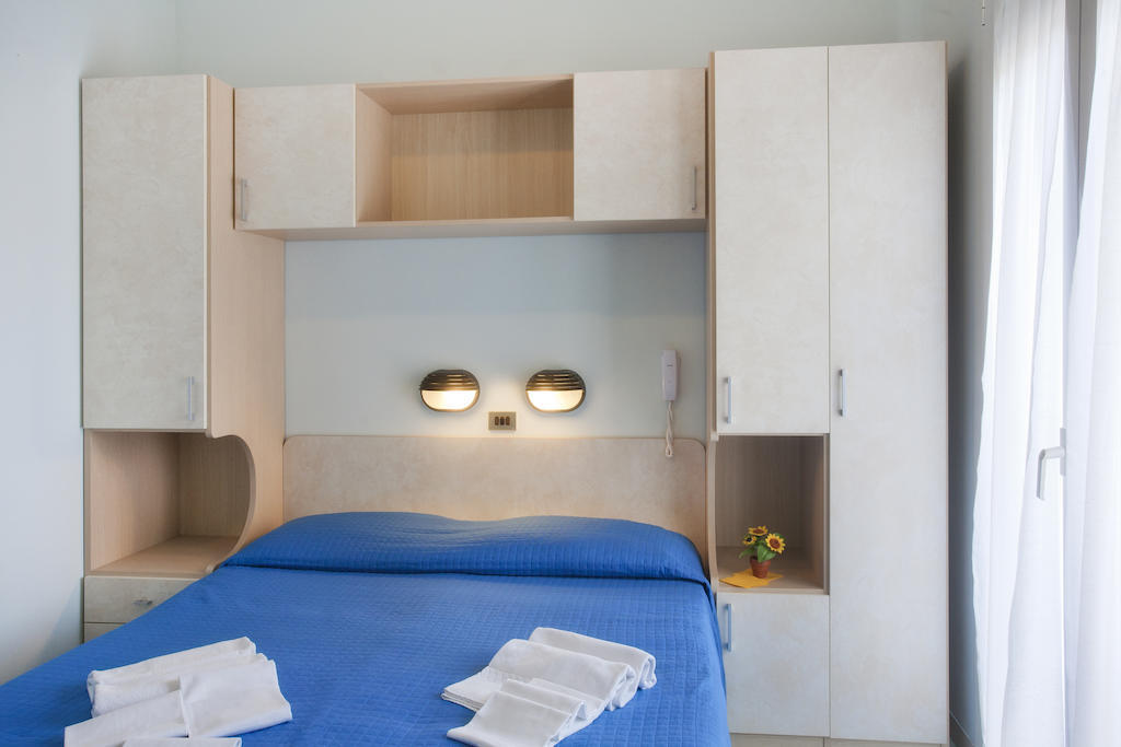 Hotel Olympic Μιλάνο Μαριτίμα Εξωτερικό φωτογραφία