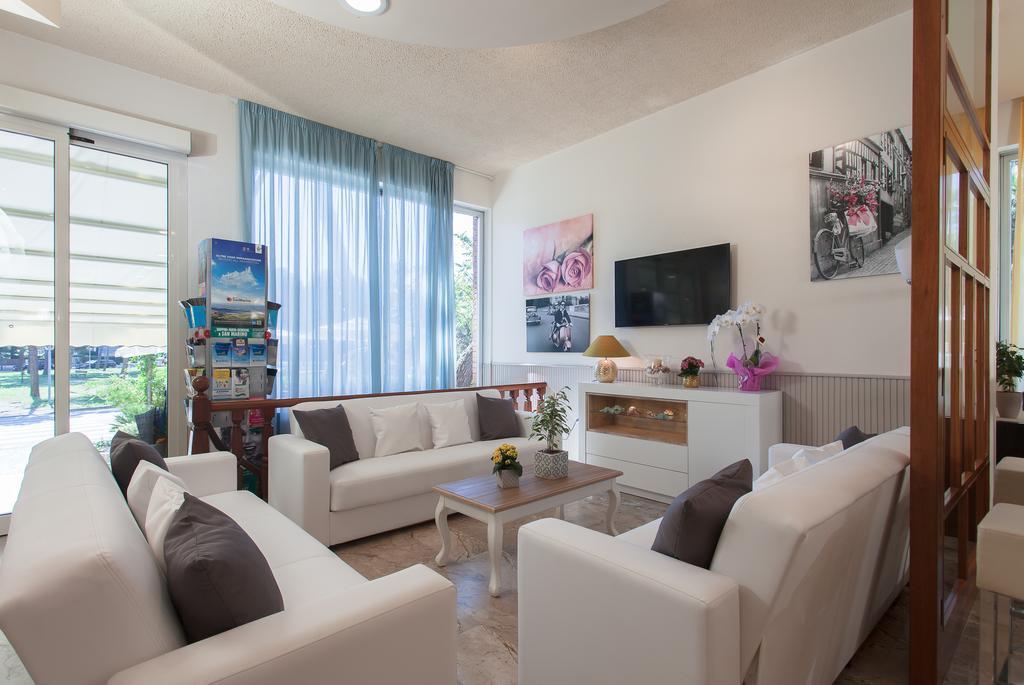 Hotel Olympic Μιλάνο Μαριτίμα Εξωτερικό φωτογραφία