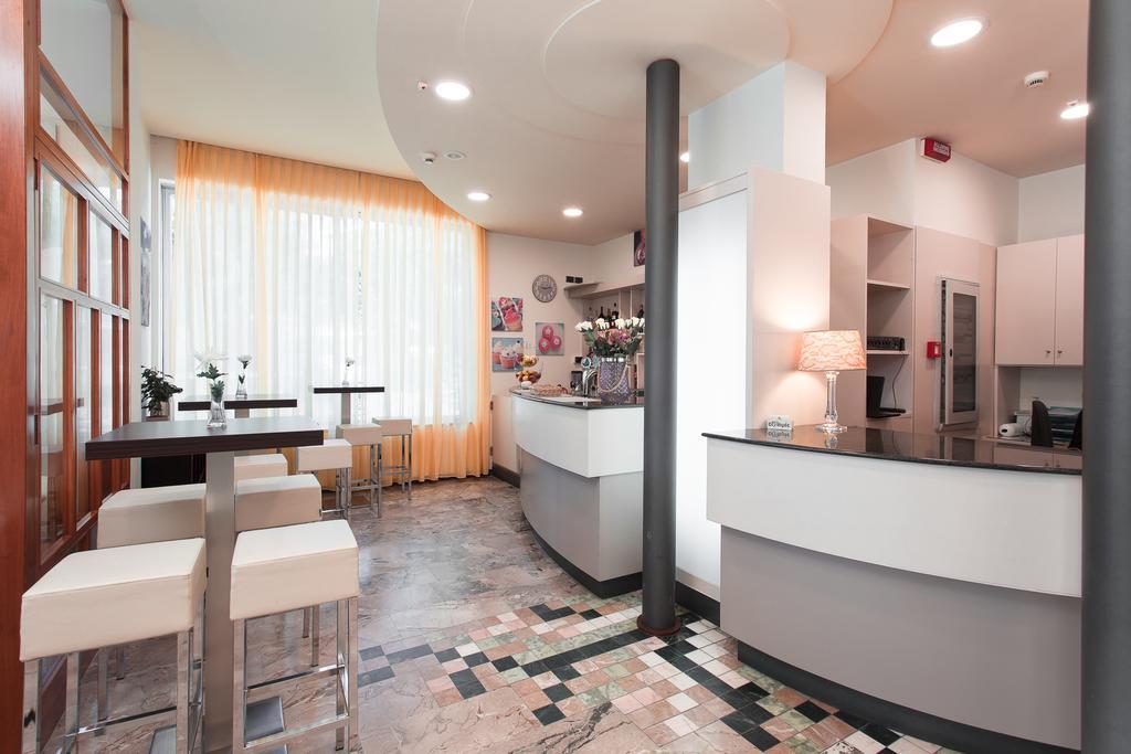 Hotel Olympic Μιλάνο Μαριτίμα Εξωτερικό φωτογραφία