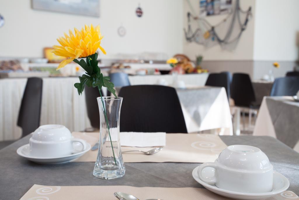 Hotel Olympic Μιλάνο Μαριτίμα Εξωτερικό φωτογραφία