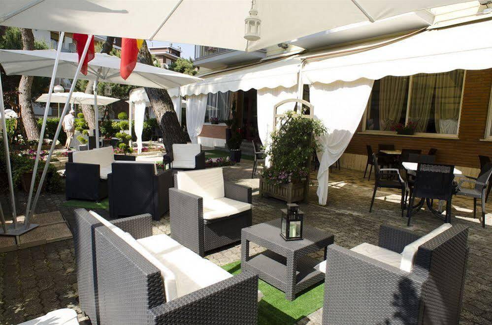 Hotel Olympic Μιλάνο Μαριτίμα Εξωτερικό φωτογραφία